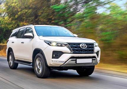 Luxury Fortuner Car in Chandigarh